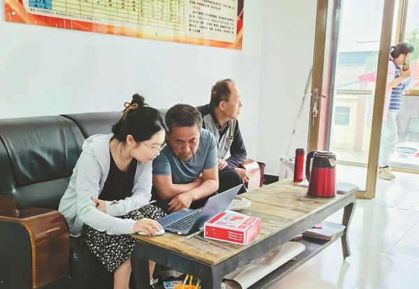 选调生巩星利：先学会如何交到农民朋友