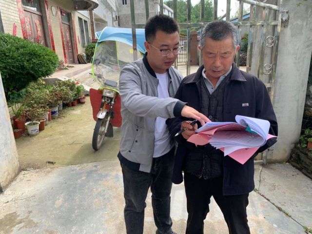 选调生马国良：用成长收获来作答